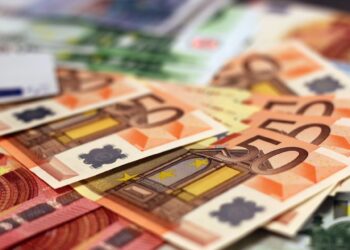 300 milioane euro investitii industria prelucratoare